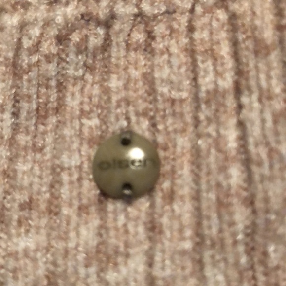 Gorgeous Olsen Sweater - Picture 2 of 4